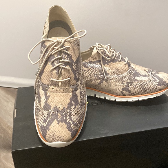 Cole Haan ZEROGRAND Size 10B NWOT - Picture 3 of 11